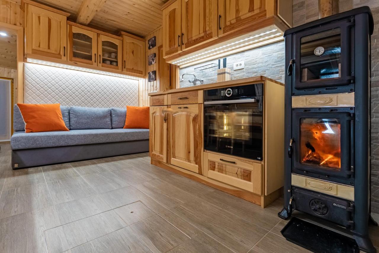 Stahovica Alpine Chalet Velika Planina - Irenca - I Feel Alps מראה חיצוני תמונה
